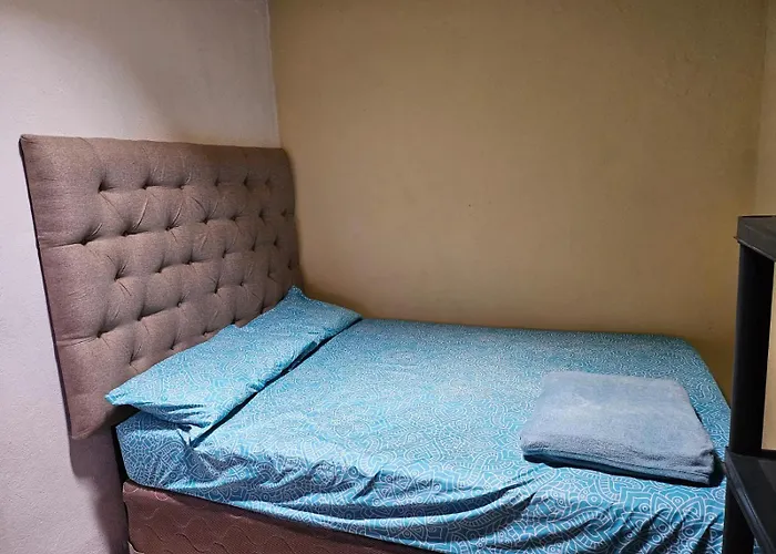 Hostal Leon